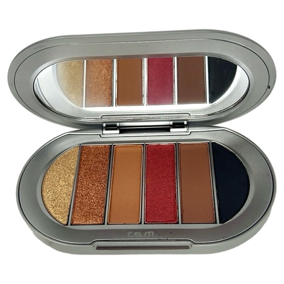 R.E.M. BEAUTY Midnight Shadows Eyeshadow Palette in Principessa - Picture 4 of 9